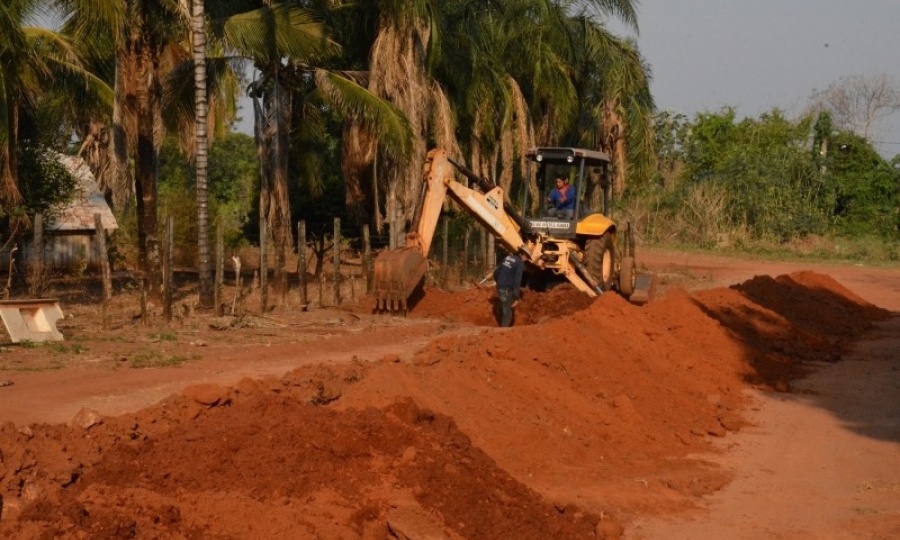 Jardim Boa Esperan�a e Santo Ant�nio recebem redes de abastecimento de �gua