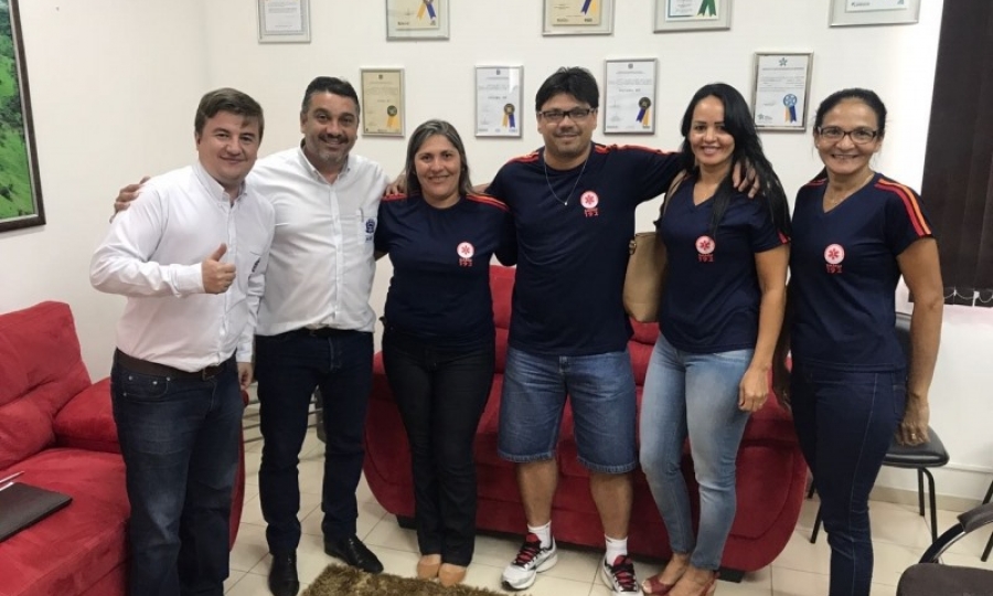 Prefeito realiza reuni�o com equipe do Samu