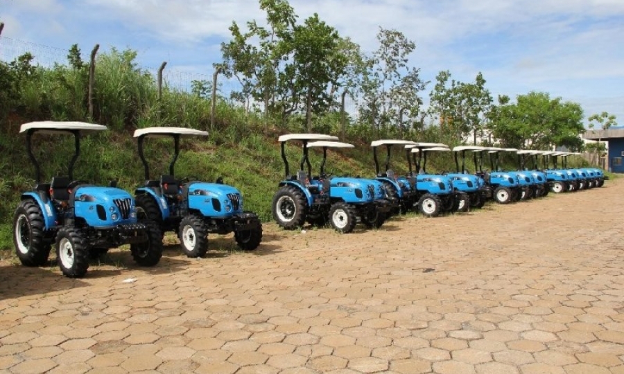 Jaciara recebe patrulha mecanizada para atender produtores rurais
