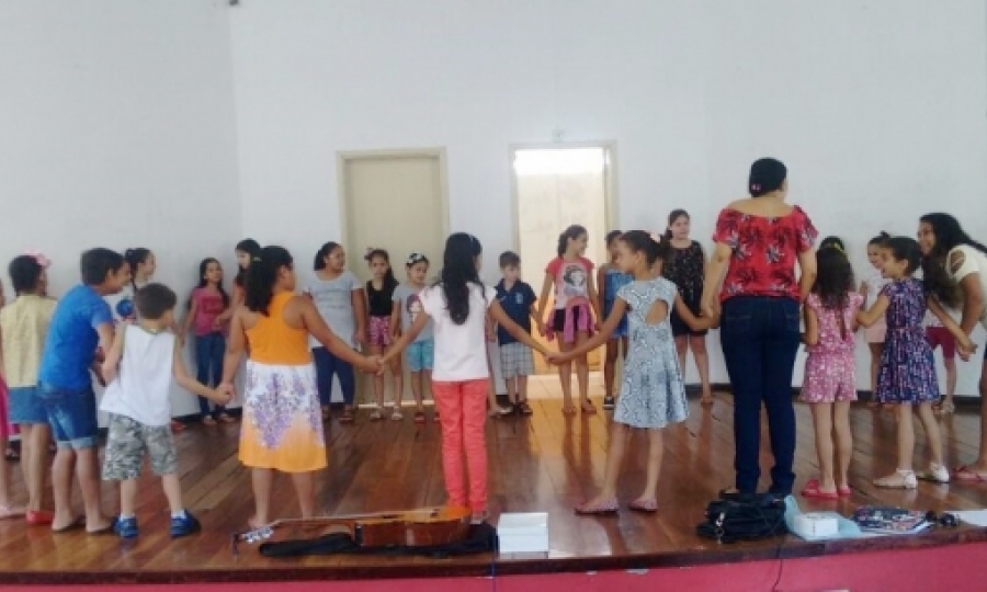 Oficina de canto coral conta com a participa��o de mais de 100 crian�as e adolescentes
