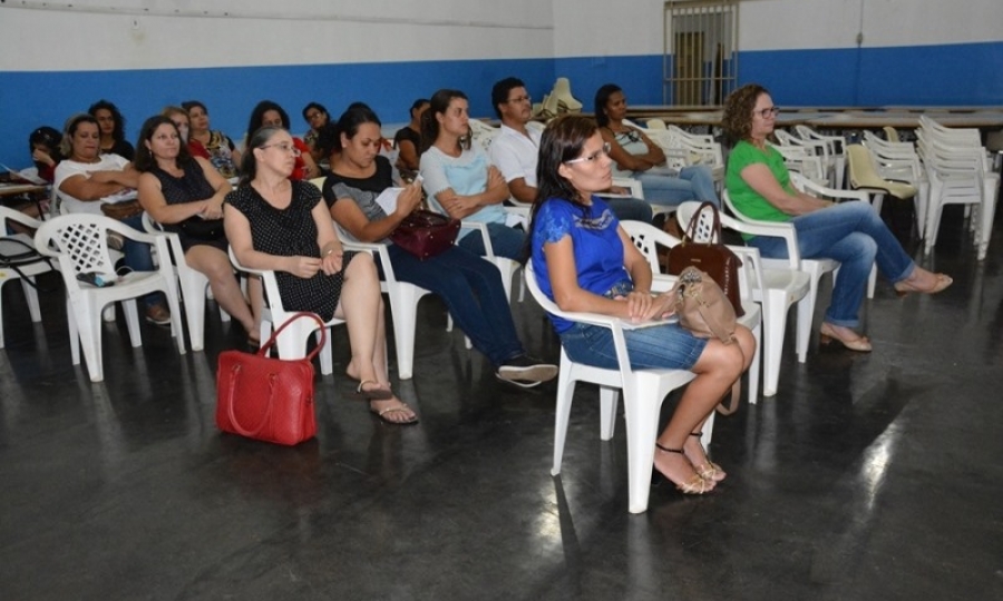 Educadores de Jaciara s�o contemplados com Curso de Forma��o Continuada