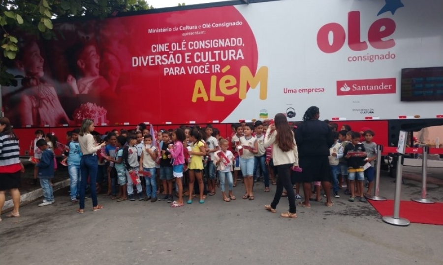 Neste final de semana Jaciara recebe cinema itinerante gratuito na Pra�a Tamoios