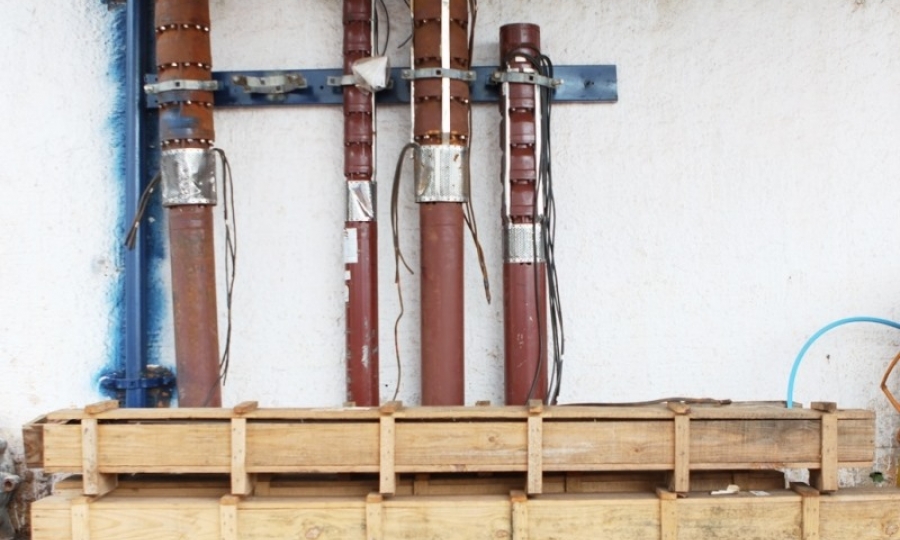 Prefeitura instala nova bomba para resolver problema de abastecimento de �gua no DAE 