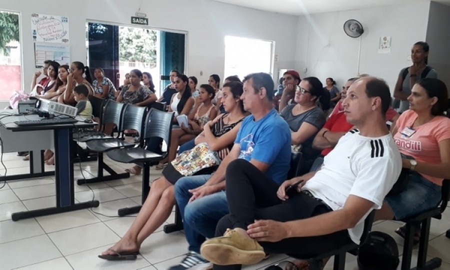 Sa�de oferta planejamento familiar com aconselhamentos e procedimentos contraceptivos em Jaciara