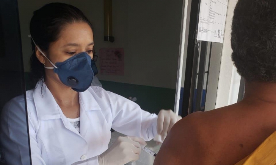 Vacina��o contra a gripe est� prorrogada at� o dia 30 de junho, apenas idosos ultrapassaram a meta