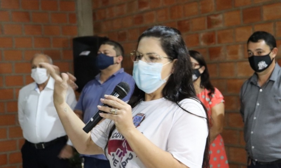 Prefeita Andr�ia Wagner anuncia Conselho de Bairro no Clementina e Leblon