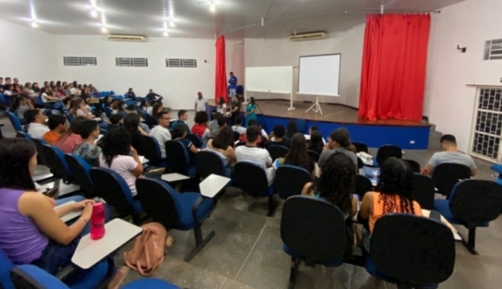 Ex-alunos de cursinho pré-vestibular são aprovados em instituições de Mato Grosso e Prefeitura comemora